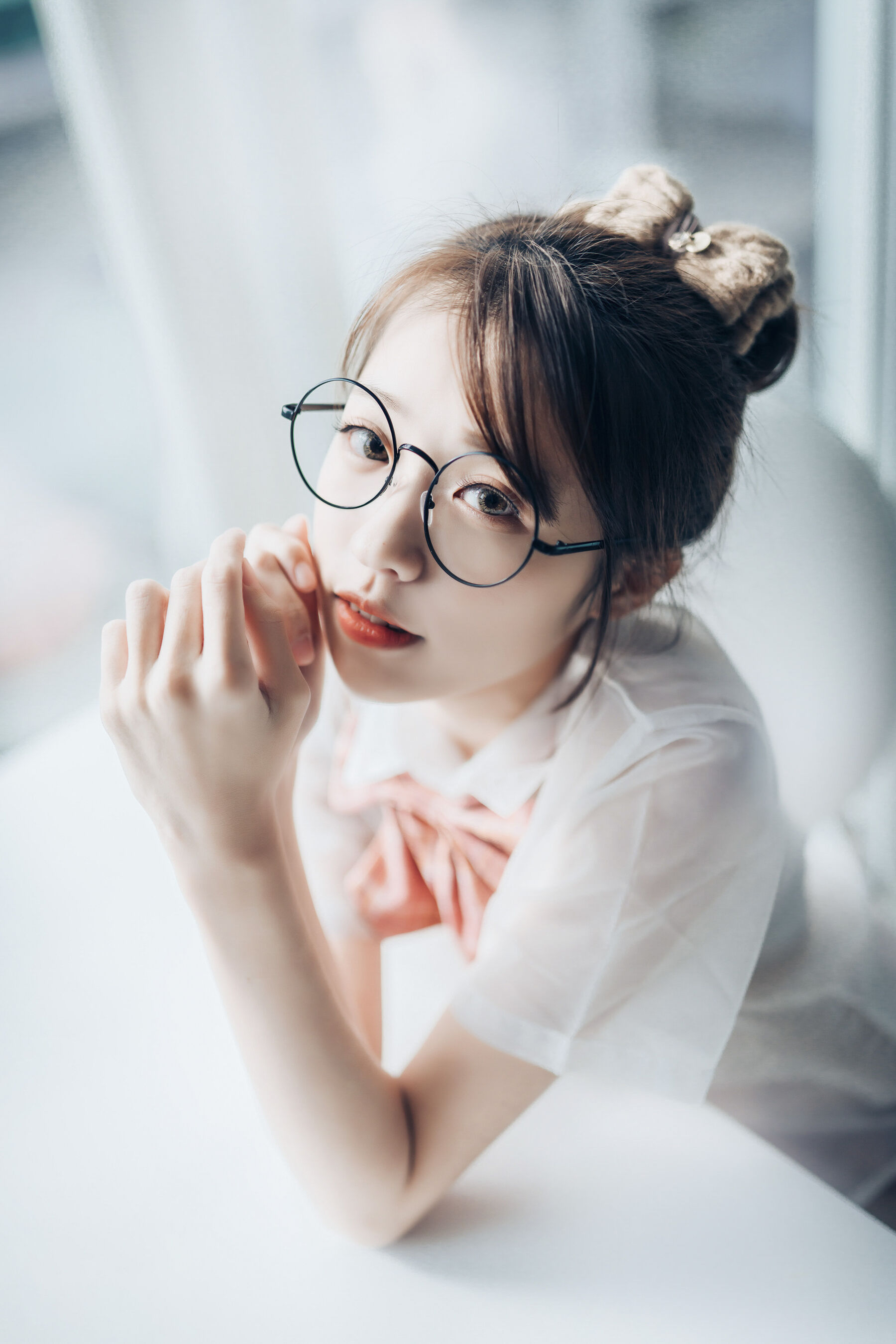 妍妍《单人M》